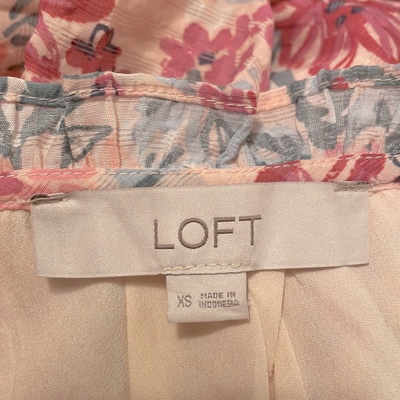 LOFT Floral Dress - Picture 4 of 5